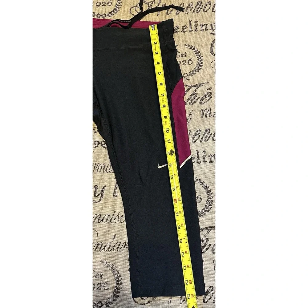 Nike Dri Fit Crop Capri Athletic Leggings Women's Size M - Workout Black /Pink